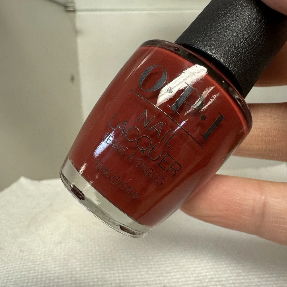 OPI Nail Polish 0.5 fl oz - NLP40 Como se Llama? New Without Box